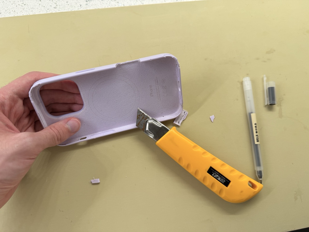 Knife and cutting board with the case